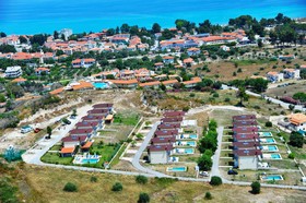 Bomo Villas Kosmas