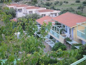 Arya Hotel