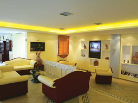 Tresor Sousouras Hotel
