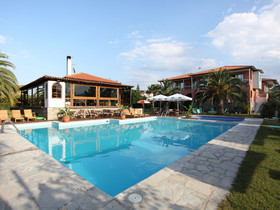Hanioti Village Resort