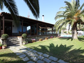 Hanioti Village Resort