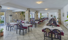 Hilltop Hotel