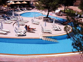 Lesse Hotel