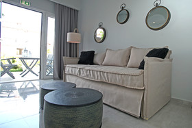 Minthi Boutique Apartments
