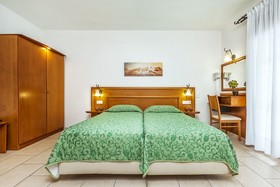 Nereides Hotel