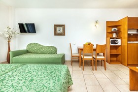 Nereides Hotel