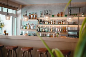 Sarantis Hotel & Suites