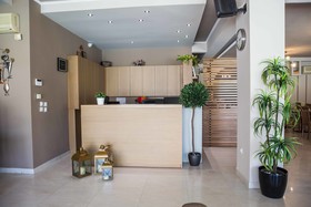 Sarantis Hotel & Suites