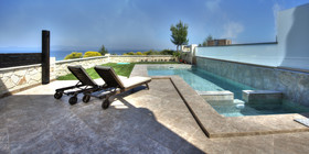 Sunny Villas Resort & Spa