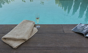 Sunny Villas Resort & Spa