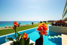 Ammoa Luxury Hotel & Spa Resort
