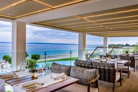Ammoa Luxury Hotel & Spa Resort