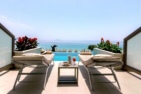 Ammoa Luxury Hotel & Spa Resort