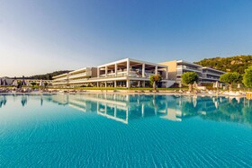 Ammoa Luxury Hotel & Spa Resort
