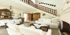 Greenlea Beachfront Villa Spathies