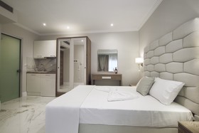 La Mer Apartments