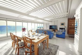 La Mer Apartments
