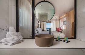 Assano Sea Front Luxury
