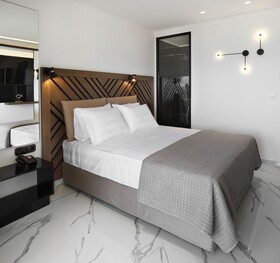 Assano Sea Front Luxury