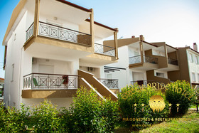 Greek Pride Hotel & Apartments