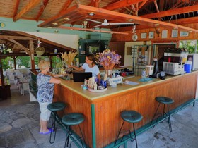 Julia Hotel