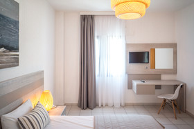 Alkinoos Beach Hotel