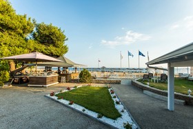 Coral Blue Beach Hotel