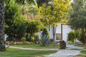 Coral Blue Beach Hotel