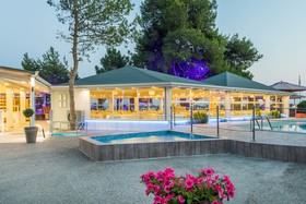 Coral Blue Beach Hotel