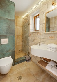 Mint Retreat Suites
