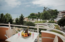 Hotel Epavli