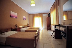 Hotel Epavli