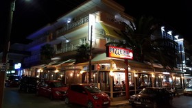 Hotel Epavli