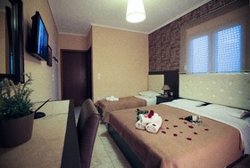 Hotel Epavli