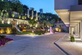 Ammon Zeus Luxury Beach Hotel