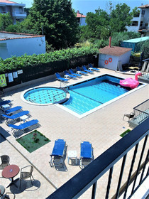 Brother's House
