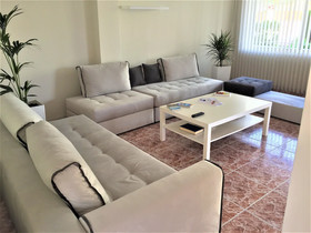 Brother's House