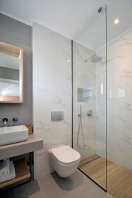 Voula Seaside Apartments