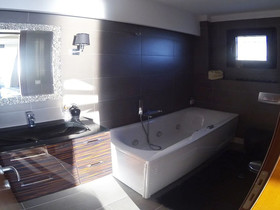 Alex Pool Villa Elani