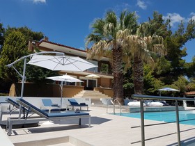 Luxurius Villa Anna Maria