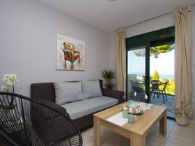 Plagia Shared Pool Maisonette