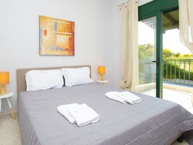 Plagia Shared Pool Maisonette