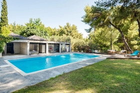 Villa Azzuro by JJ Hospitality