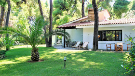 Villa Emily by JJ Hospitality