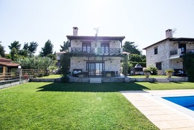 Daphne Villas