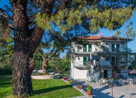 Mirabilia Boutique Hotel