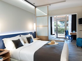 Blue Dolphin Hotel