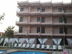 Golden Beach Hotel