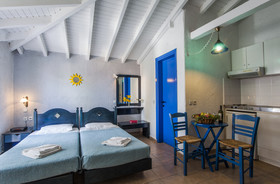 Golden Beach Hotel