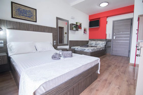 Avra Comfort Rooms